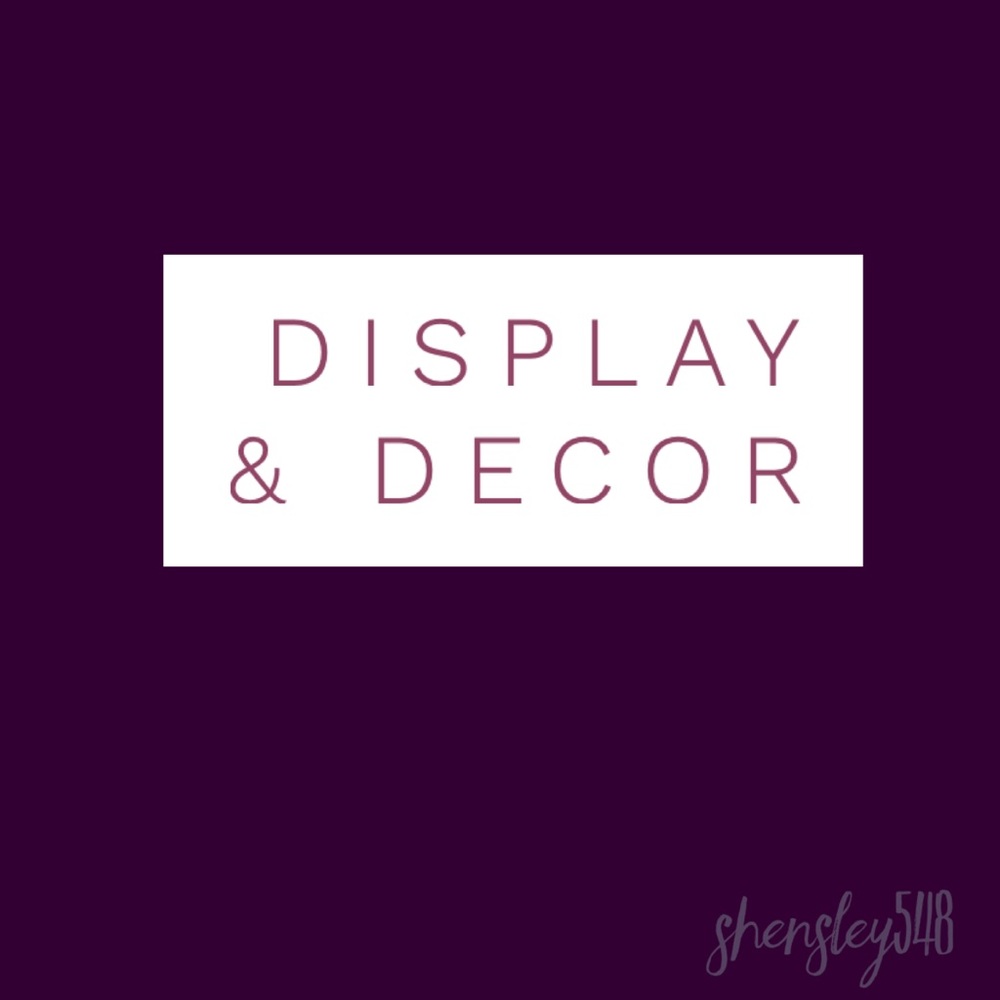 Home Accents - Picture 4 of 8